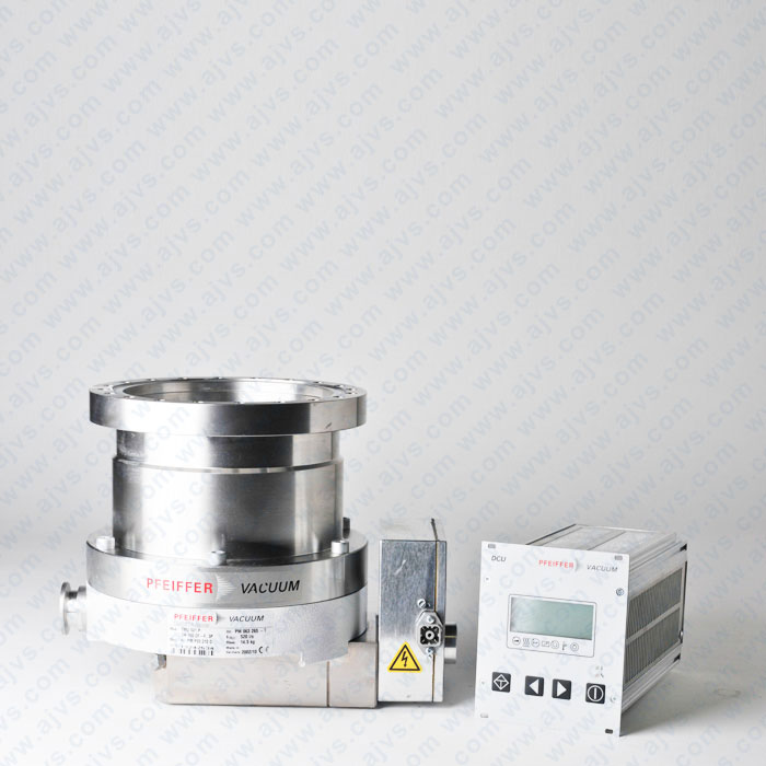 Pfeiffer Vacuum TMU 521 - PMP03210 with DCU 300 - PMC01696